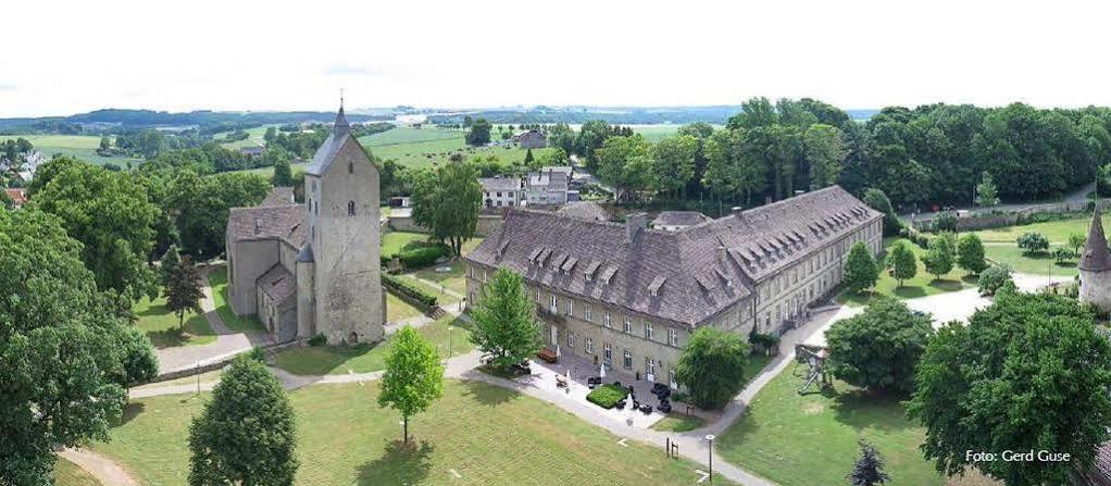 Hotel Schloss Gehrden Gehrden  Exterior photo